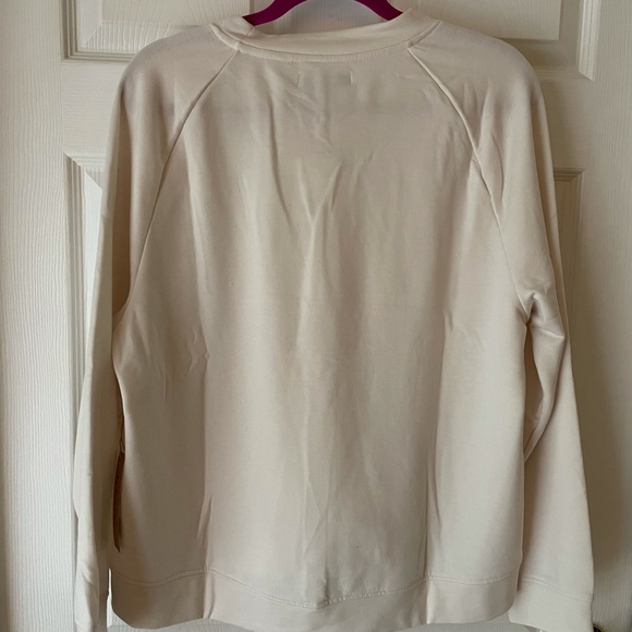 ♥️ RAE DUNN “Be Kind” Sweatshirt - Picture 4 of 6